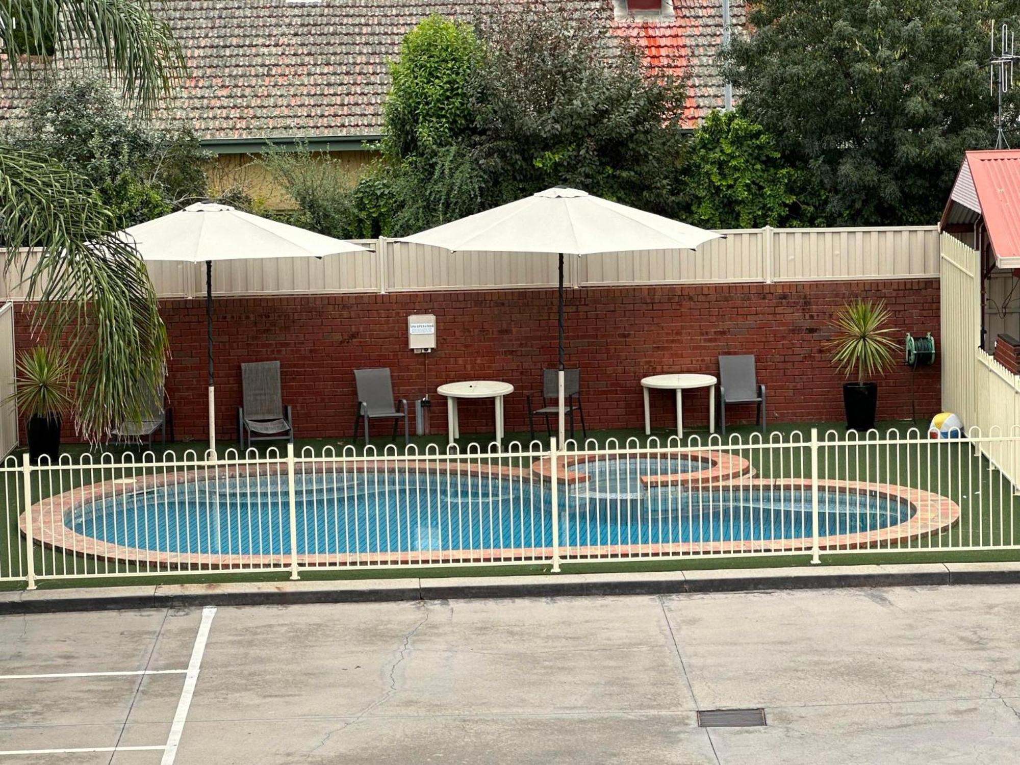 Courtyard Motor Inn Shepparton Luaran gambar